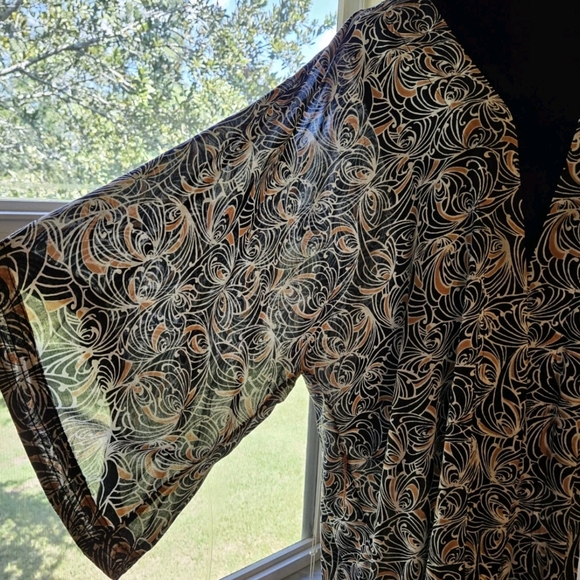 Anthropologie Elegant Black & Tan Patterned Women's Kaftan-Size M/L - Picture 7 of 17